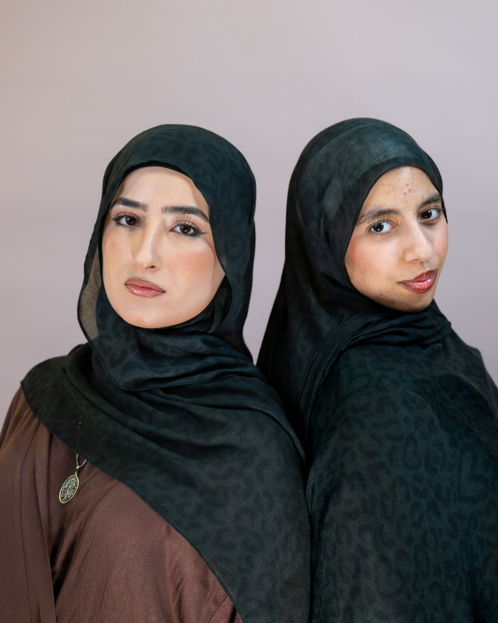 UNTAMED MODAL HIJAB (DARK)